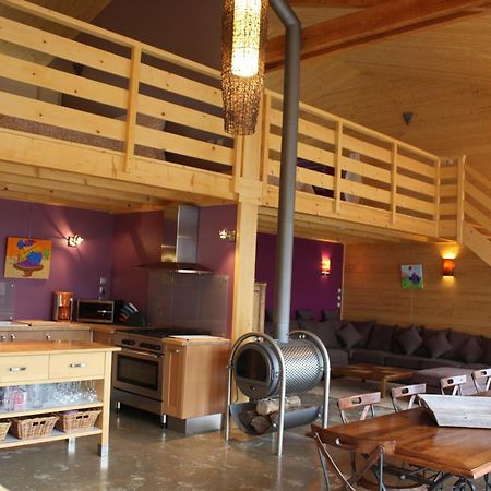 Lavans-les-Saint-Claude Le Gite Des Daines מראה חיצוני תמונה
